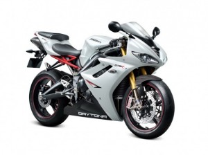 triumph daytona 675r 2011